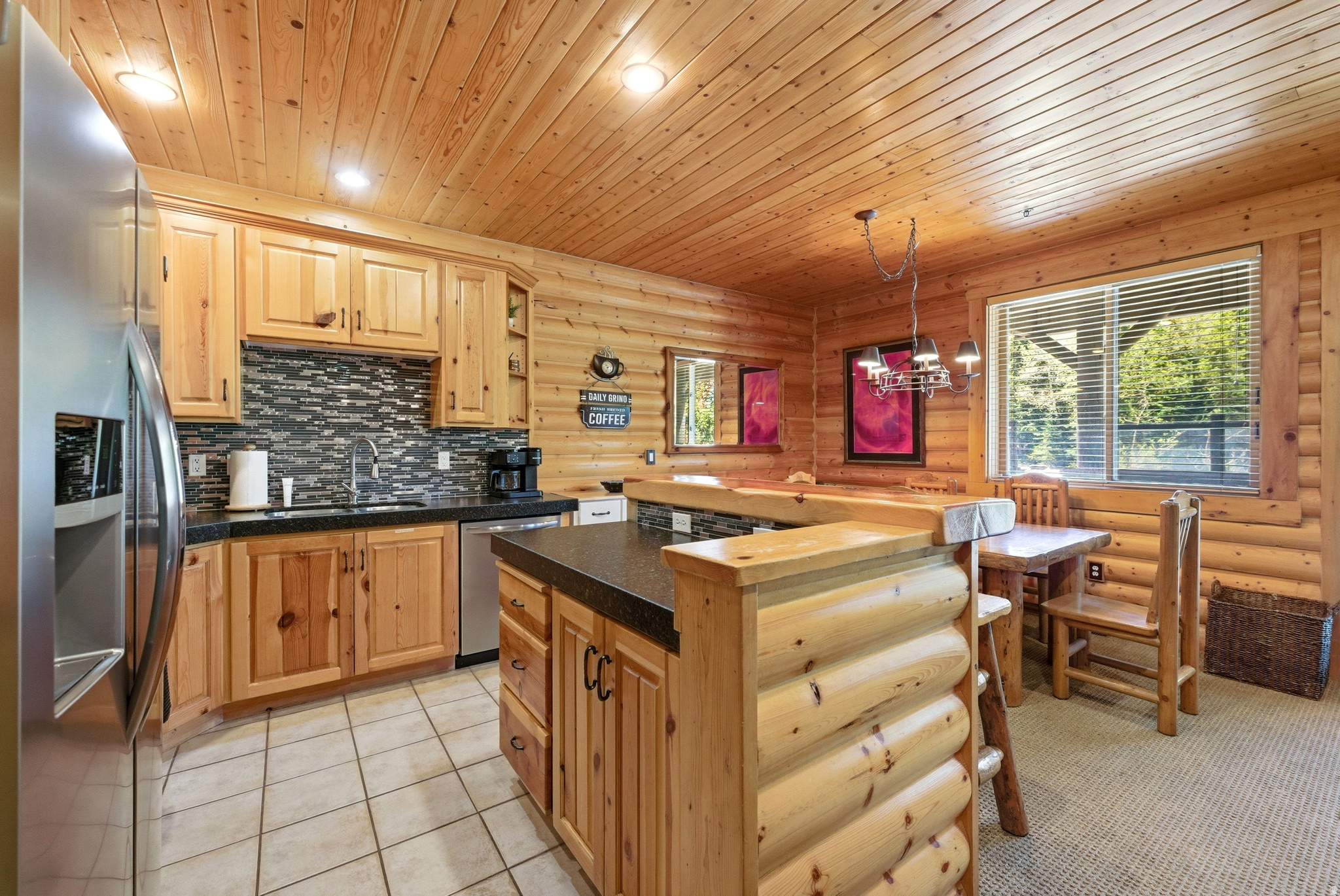 BLACK BEAR LODGE - Residential
