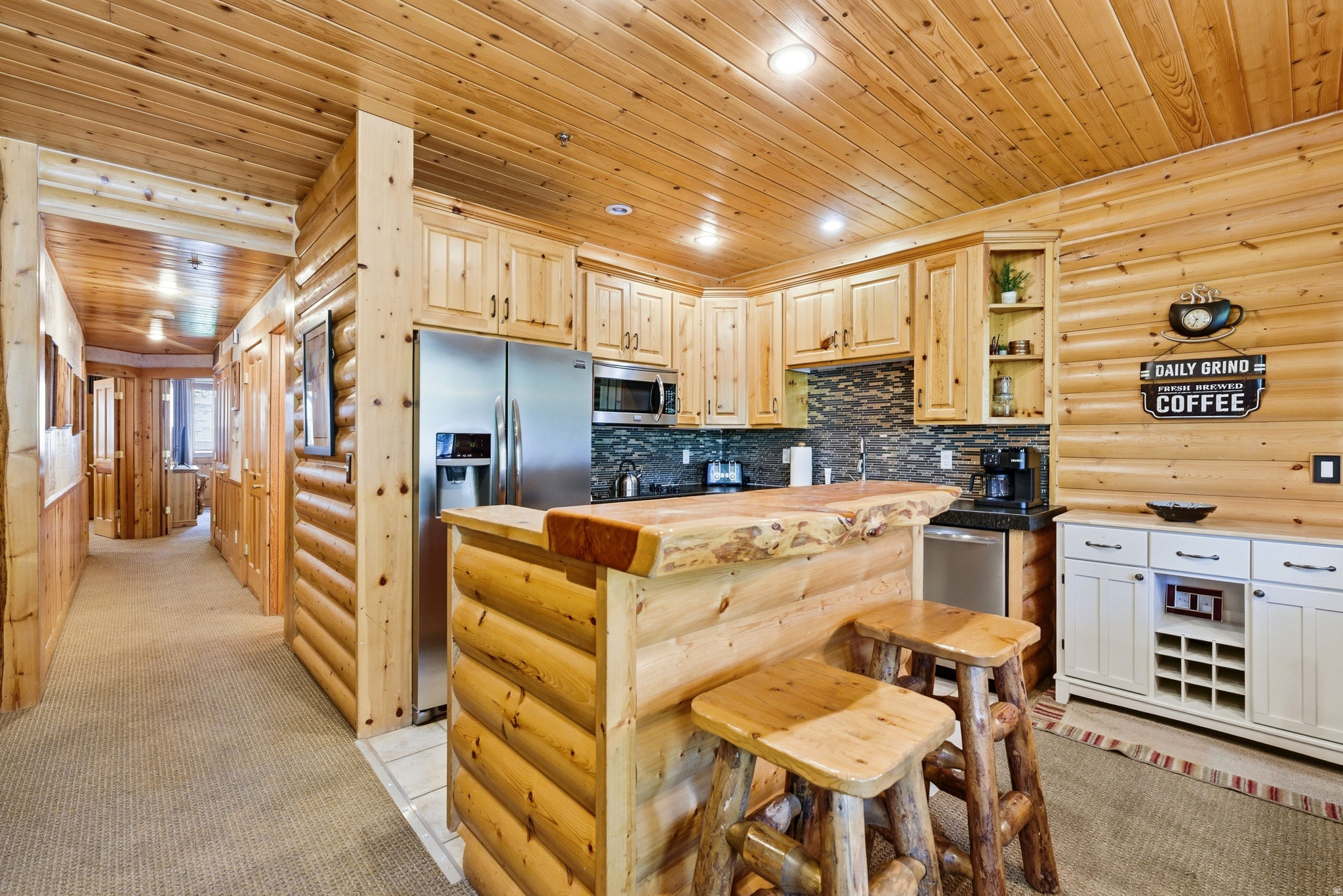 BLACK BEAR LODGE - Residential