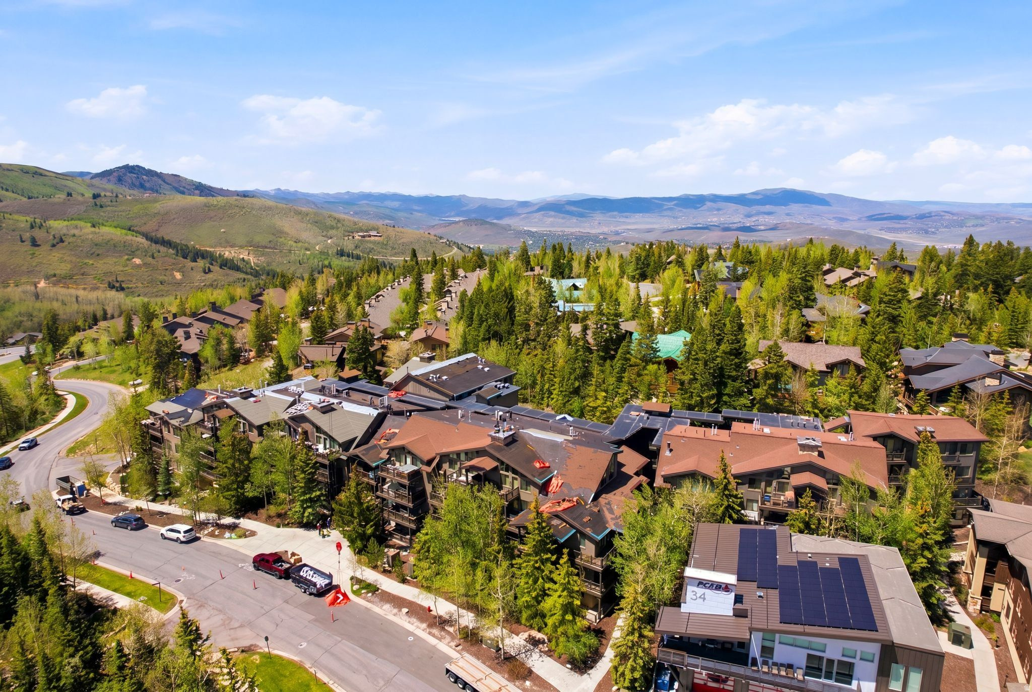 BLACK BEAR LODGE - Residential
