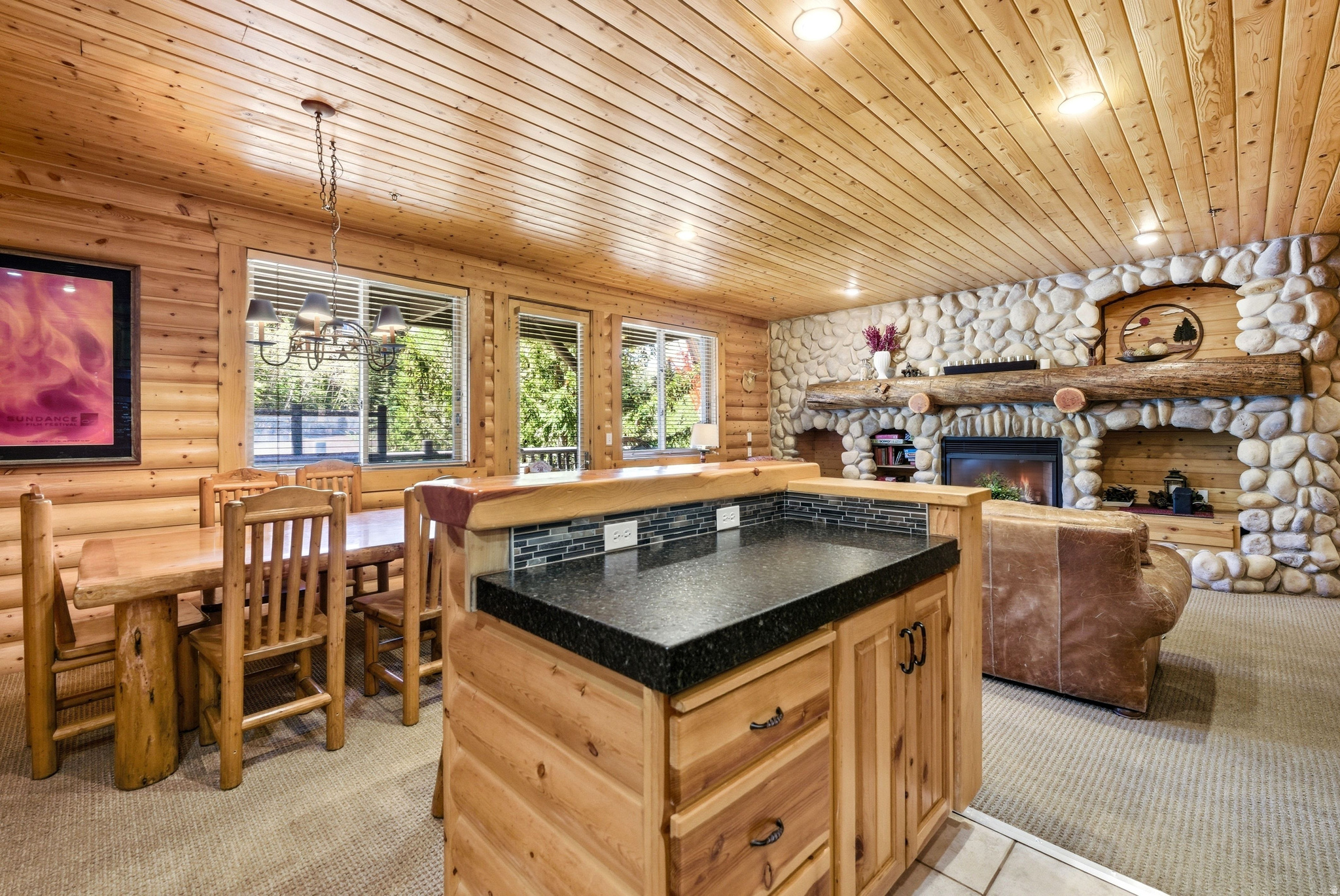 BLACK BEAR LODGE - Residential