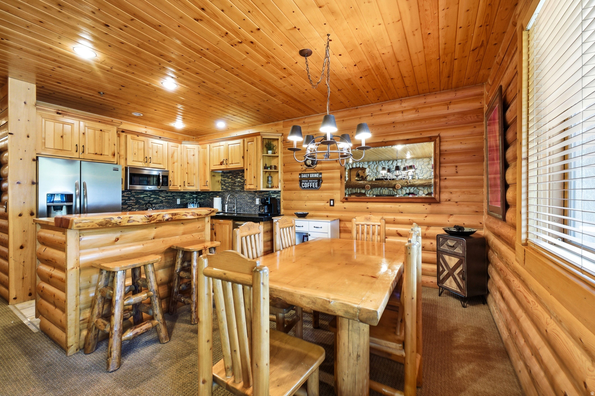 BLACK BEAR LODGE - Residential