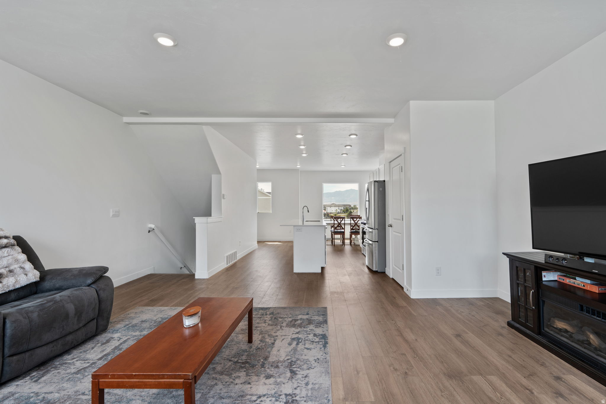 EAGLE POINT - Residential