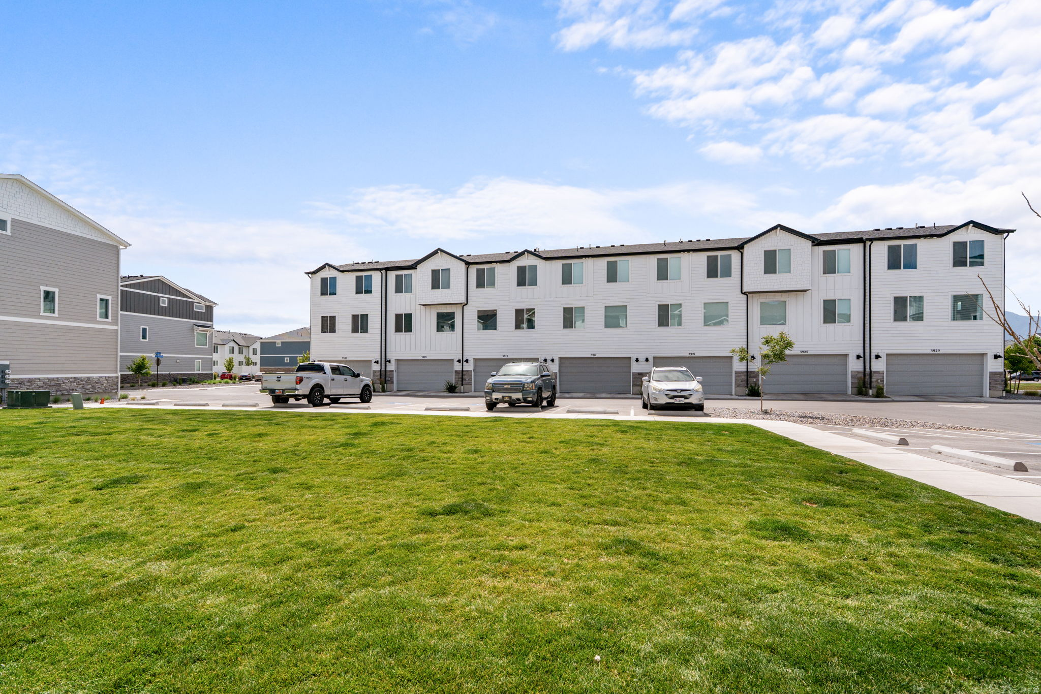 EAGLE POINT - Residential