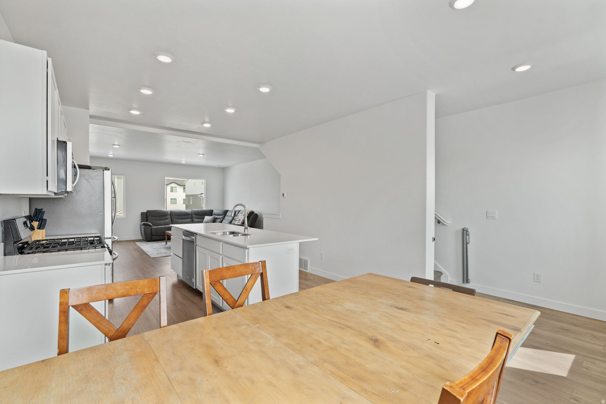 EAGLE POINT - Residential