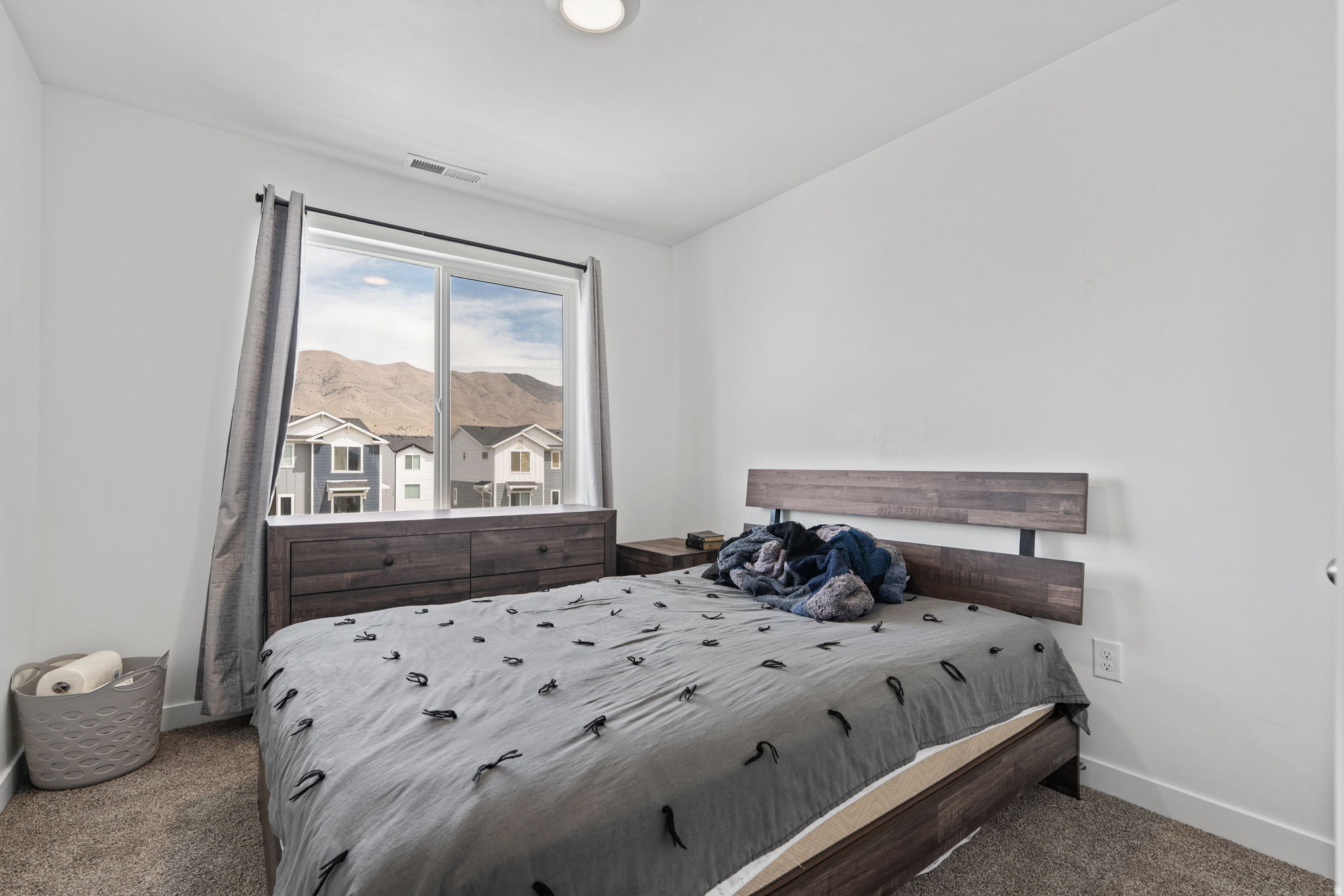 EAGLE POINT - Residential