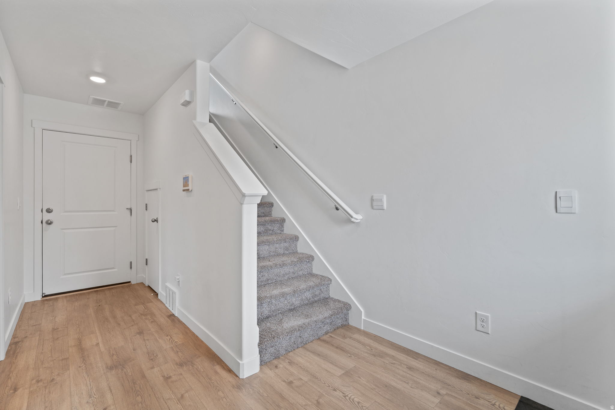 EAGLE POINT - Residential