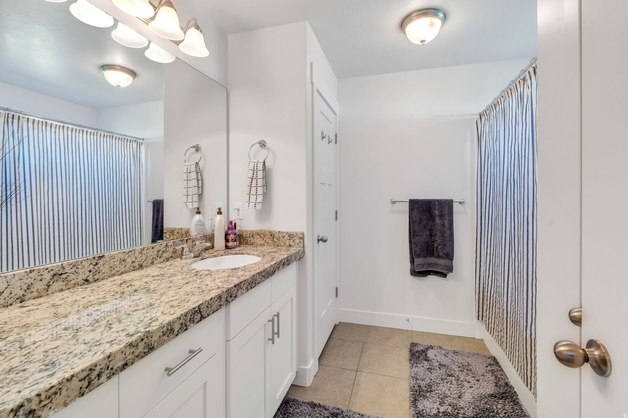 SILVERLAKE - Residential