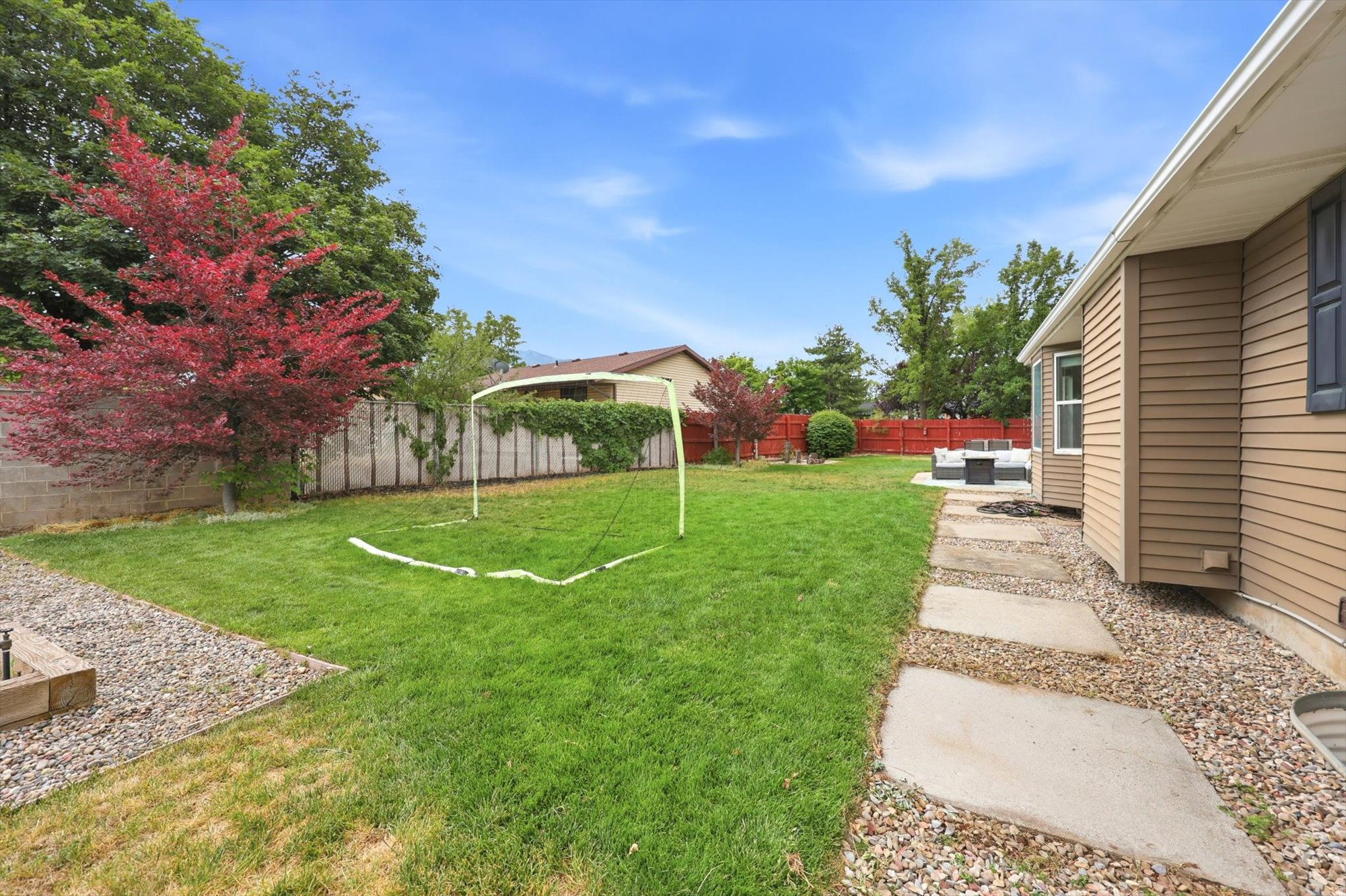 MEADOWS - Residential