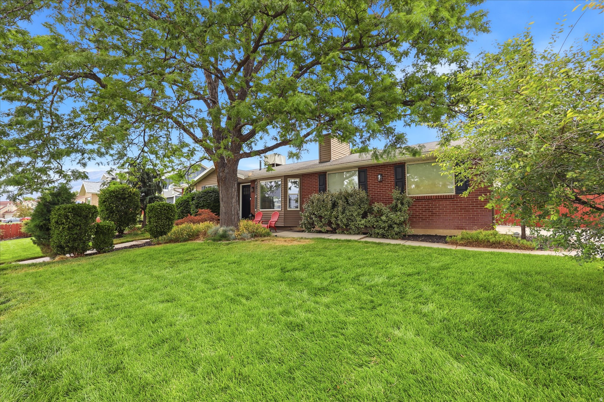 MEADOWS - Residential