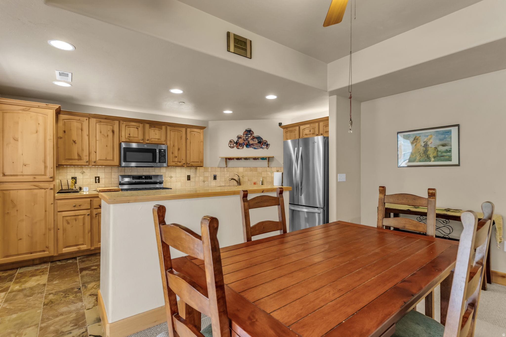 FOX POINT - Residential
