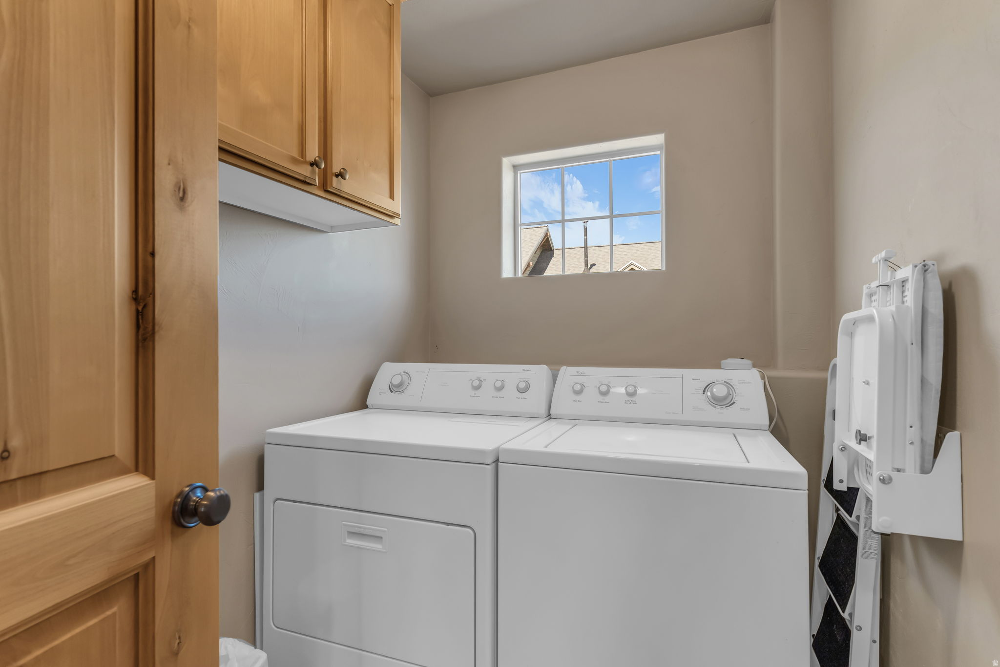 FOX POINT - Residential