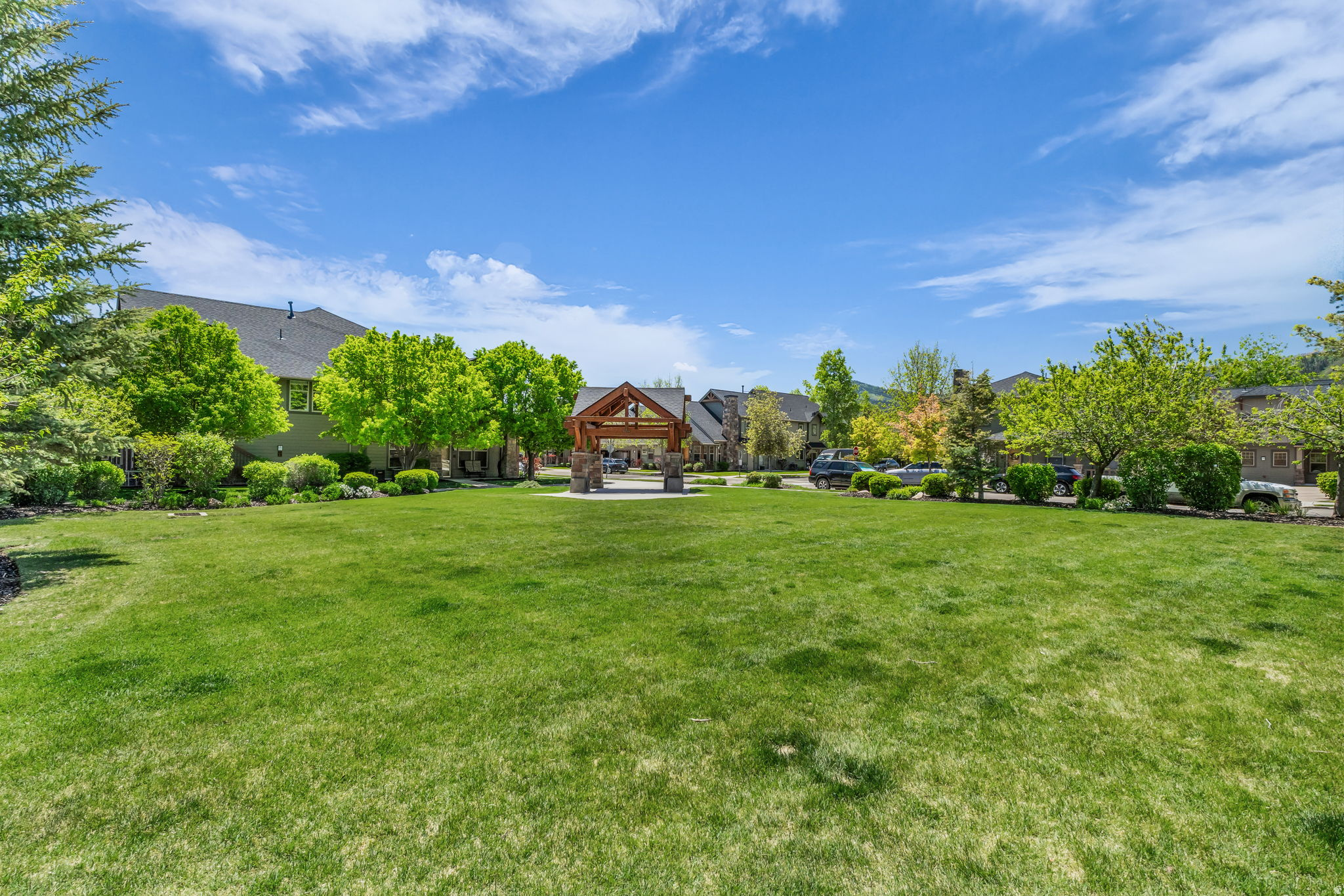 FOX POINT - Residential