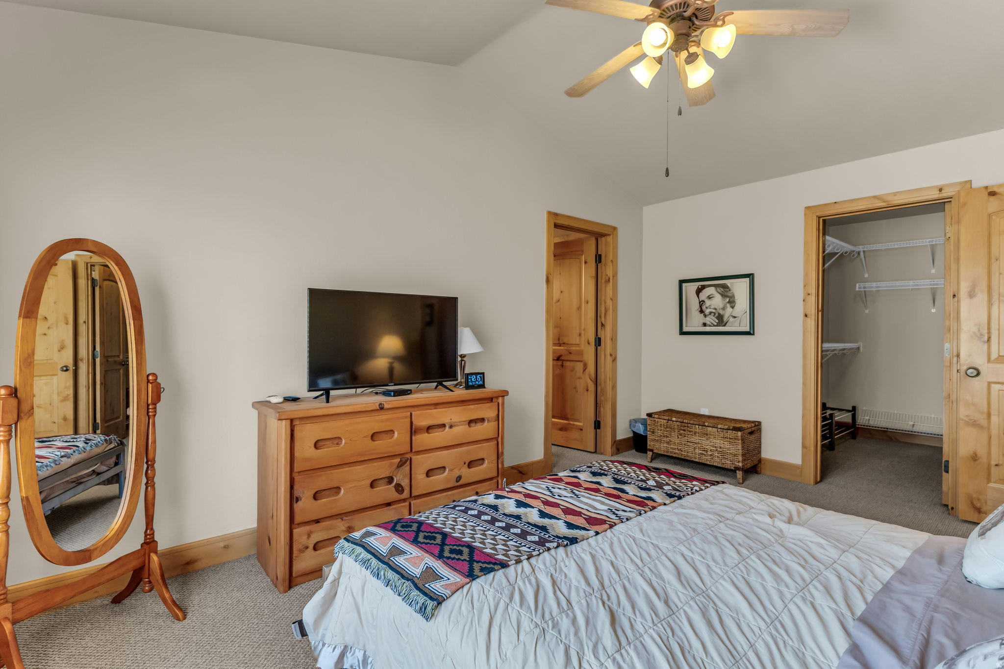 FOX POINT - Residential