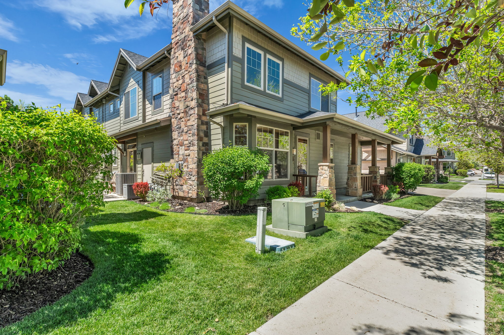 FOX POINT - Residential