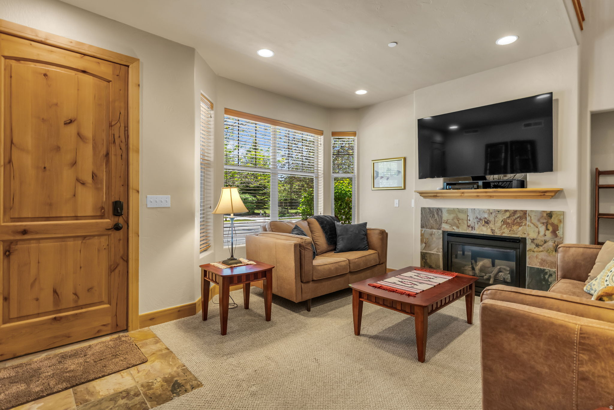 FOX POINT - Residential