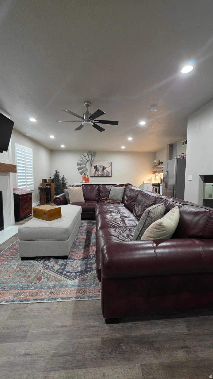 COVE AT HERRIMAN SPR - Residential