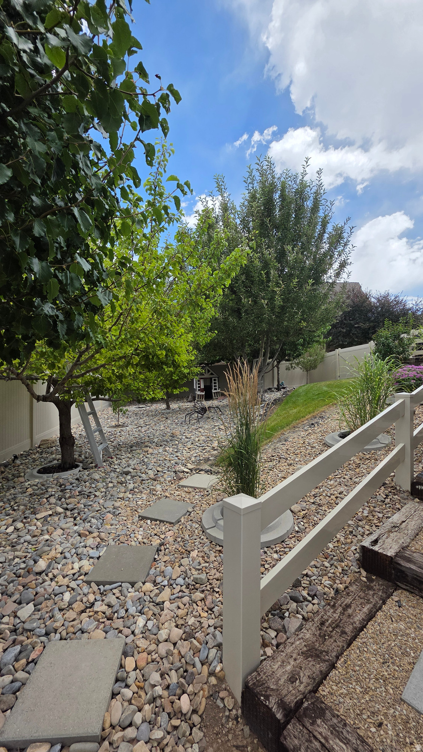 COVE AT HERRIMAN SPR - Residential