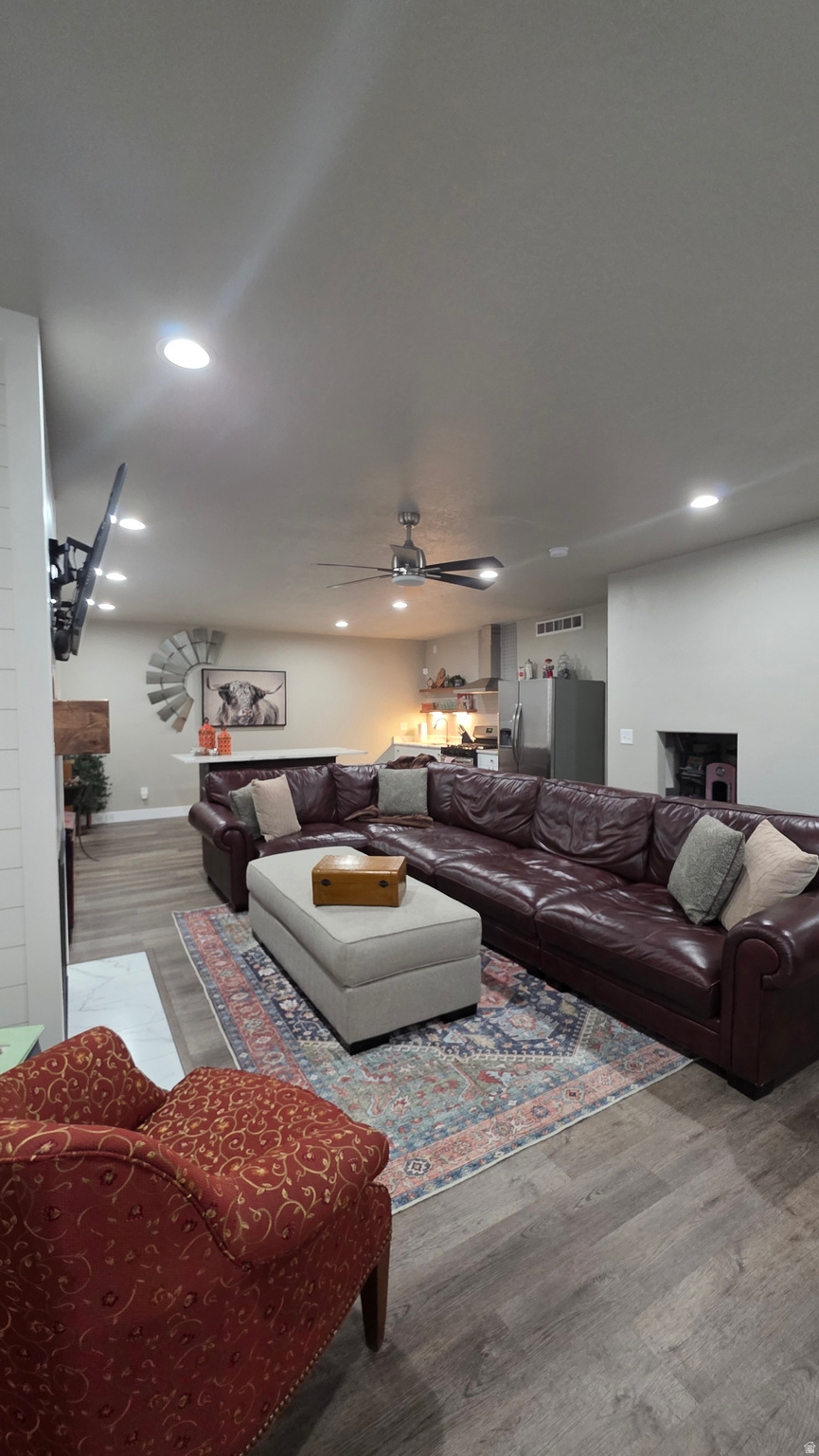 COVE AT HERRIMAN SPR - Residential