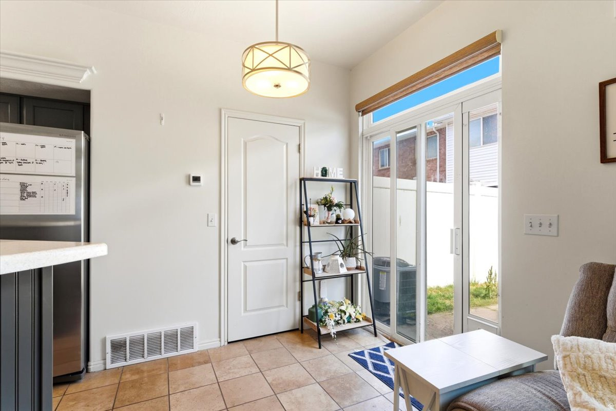 PEREGRINE POINTE - Residential