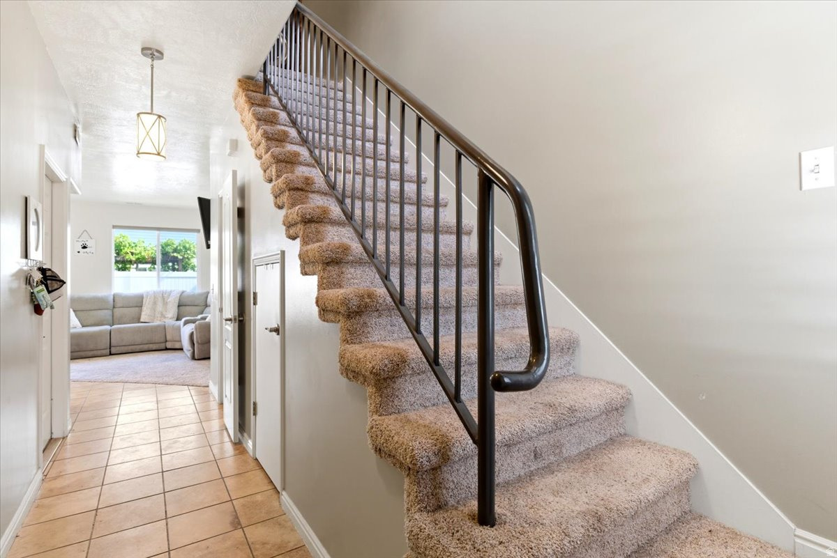 PEREGRINE POINTE - Residential