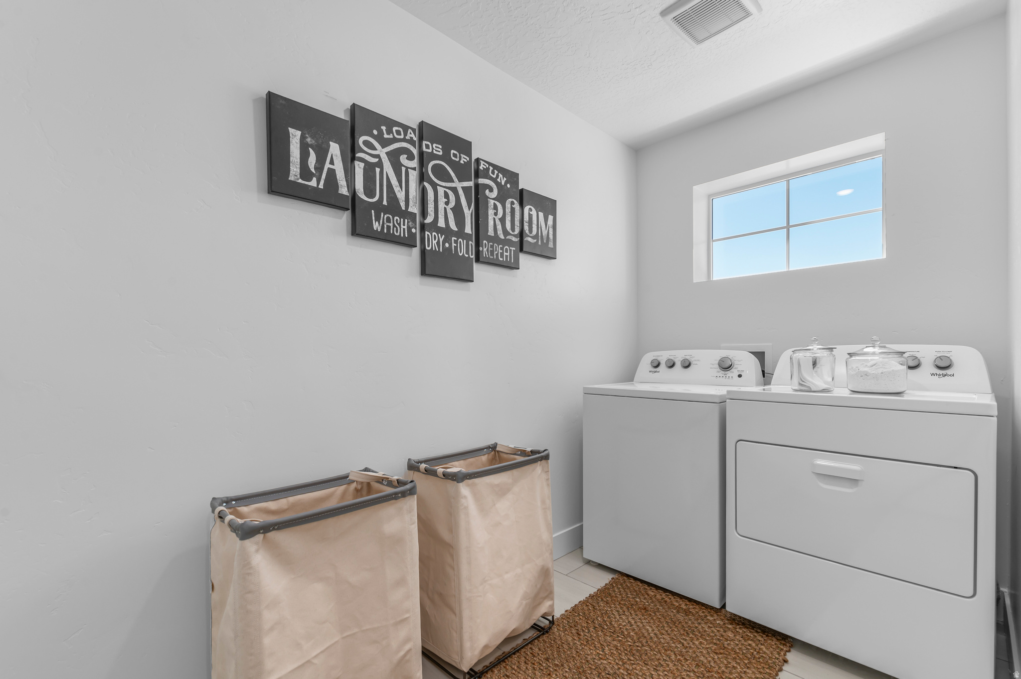 MOUNTAINSIDE ESTATES - Residential