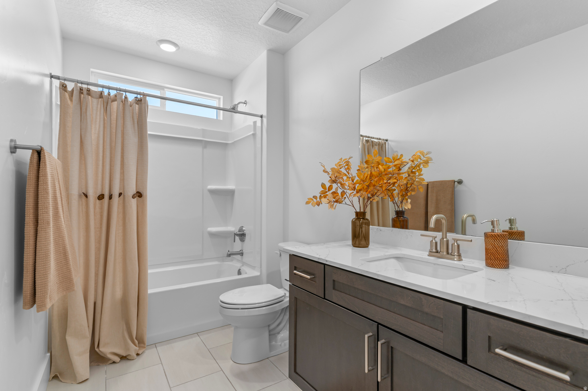 MOUNTAINSIDE ESTATES - Residential