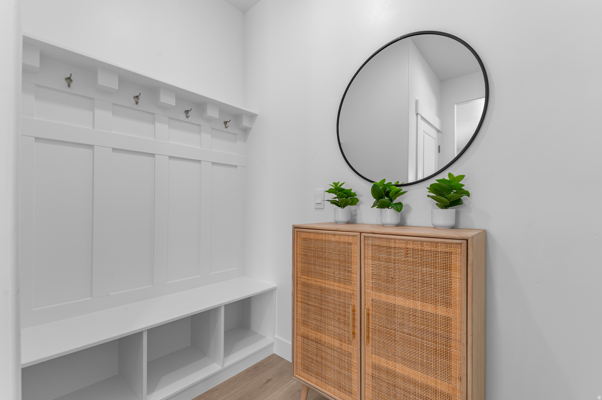 MOUNTAINSIDE ESTATES - Residential