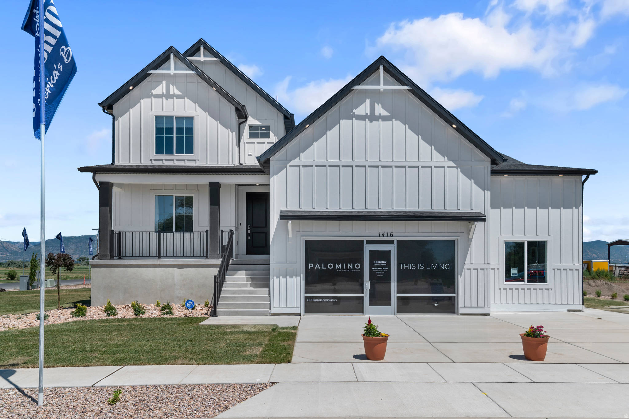 MOUNTAINSIDE ESTATES - Residential