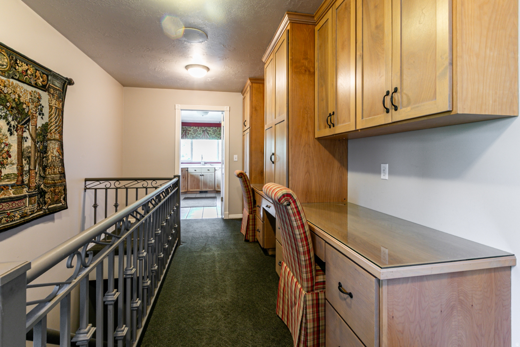 TWIN PEAKS COVE - Residential