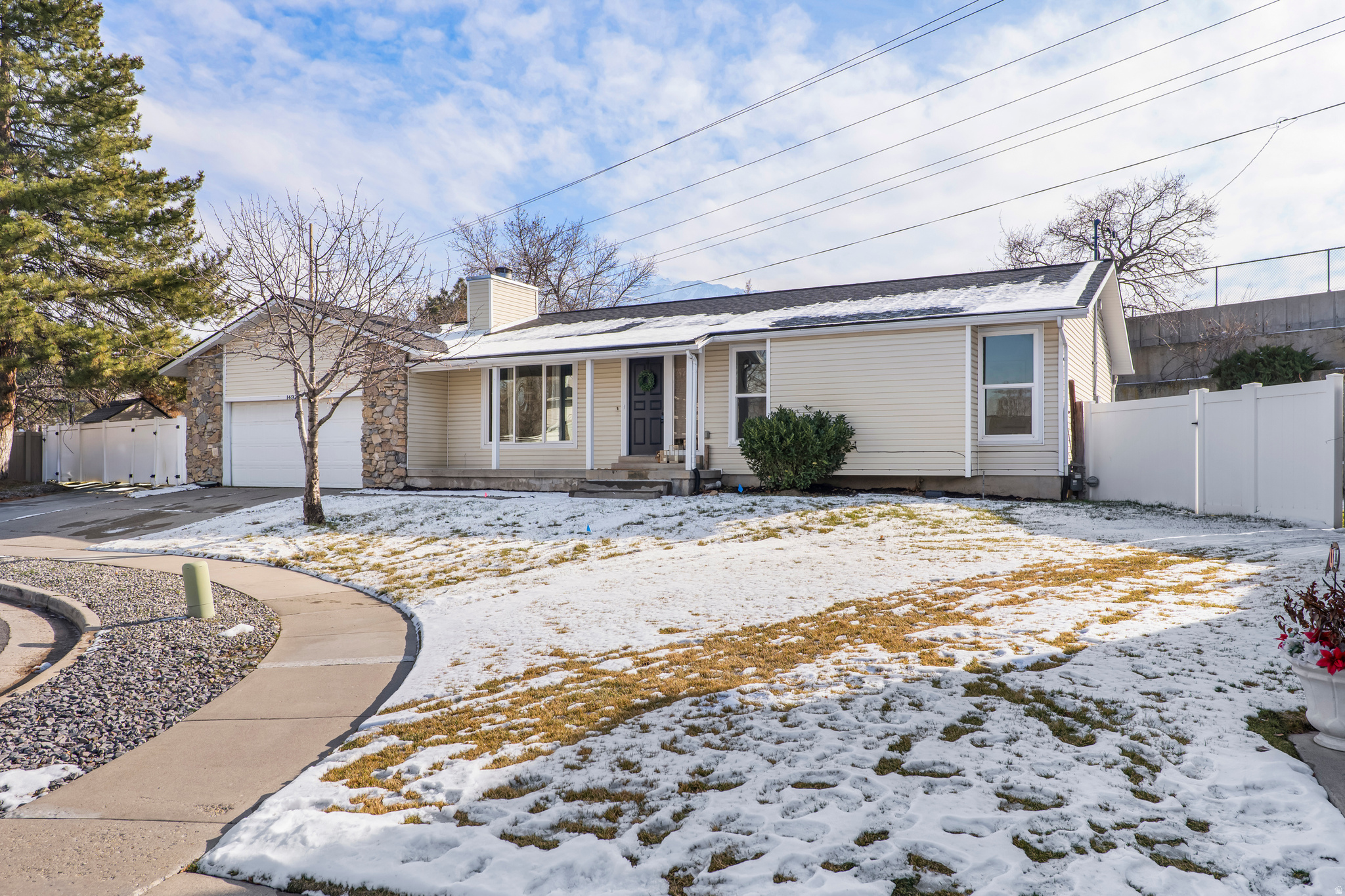 SANDY HILLS - Residential