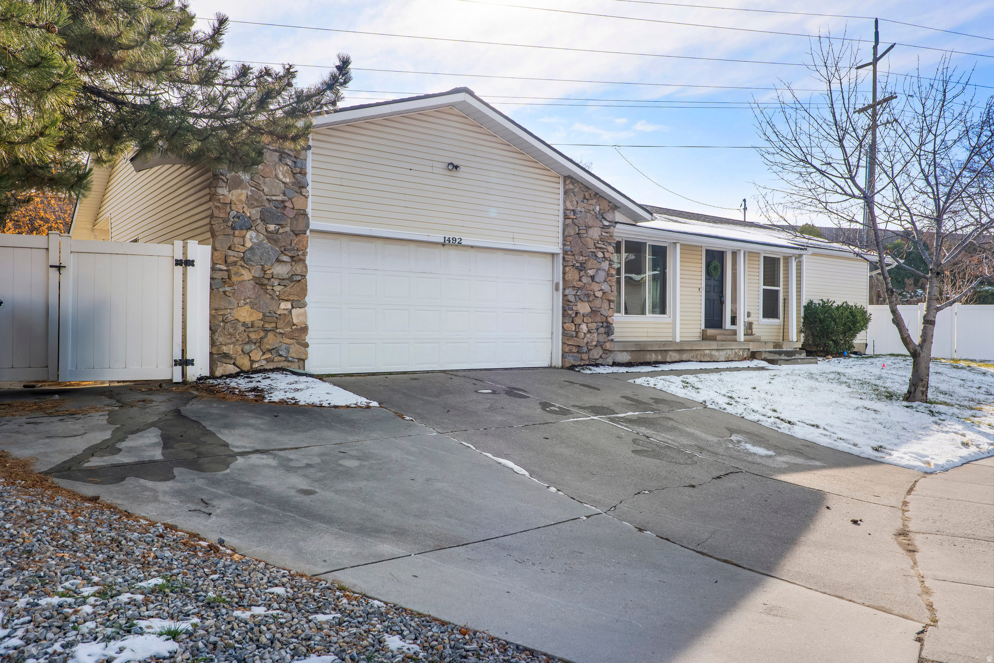 SANDY HILLS - Residential