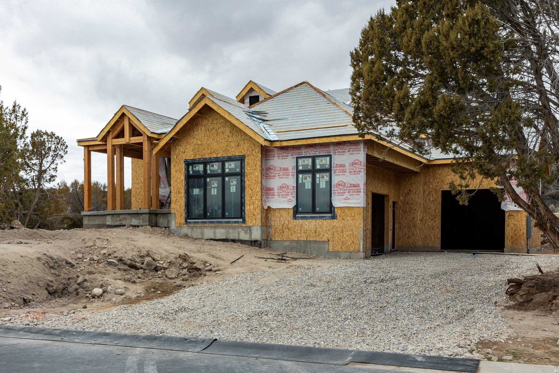 RED LEDGES - Residential