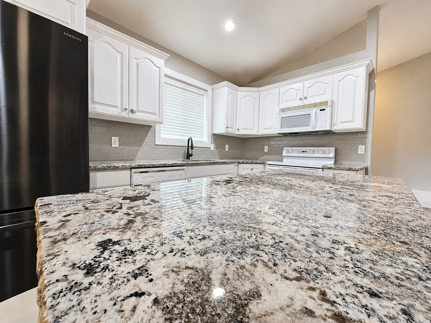 SUNRISE RIDGE - Residential