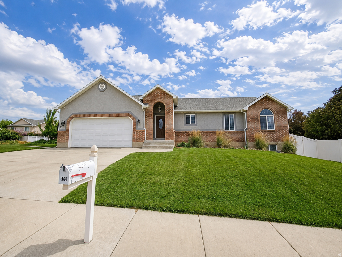 SUNRISE RIDGE - Residential