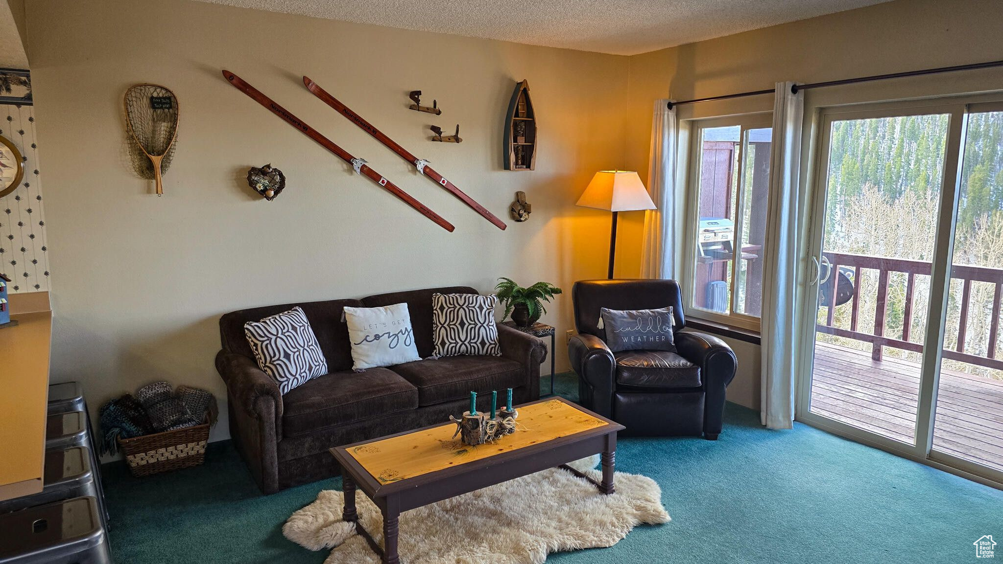 SNOWFLAKE CONDOMINIUMS - Residential