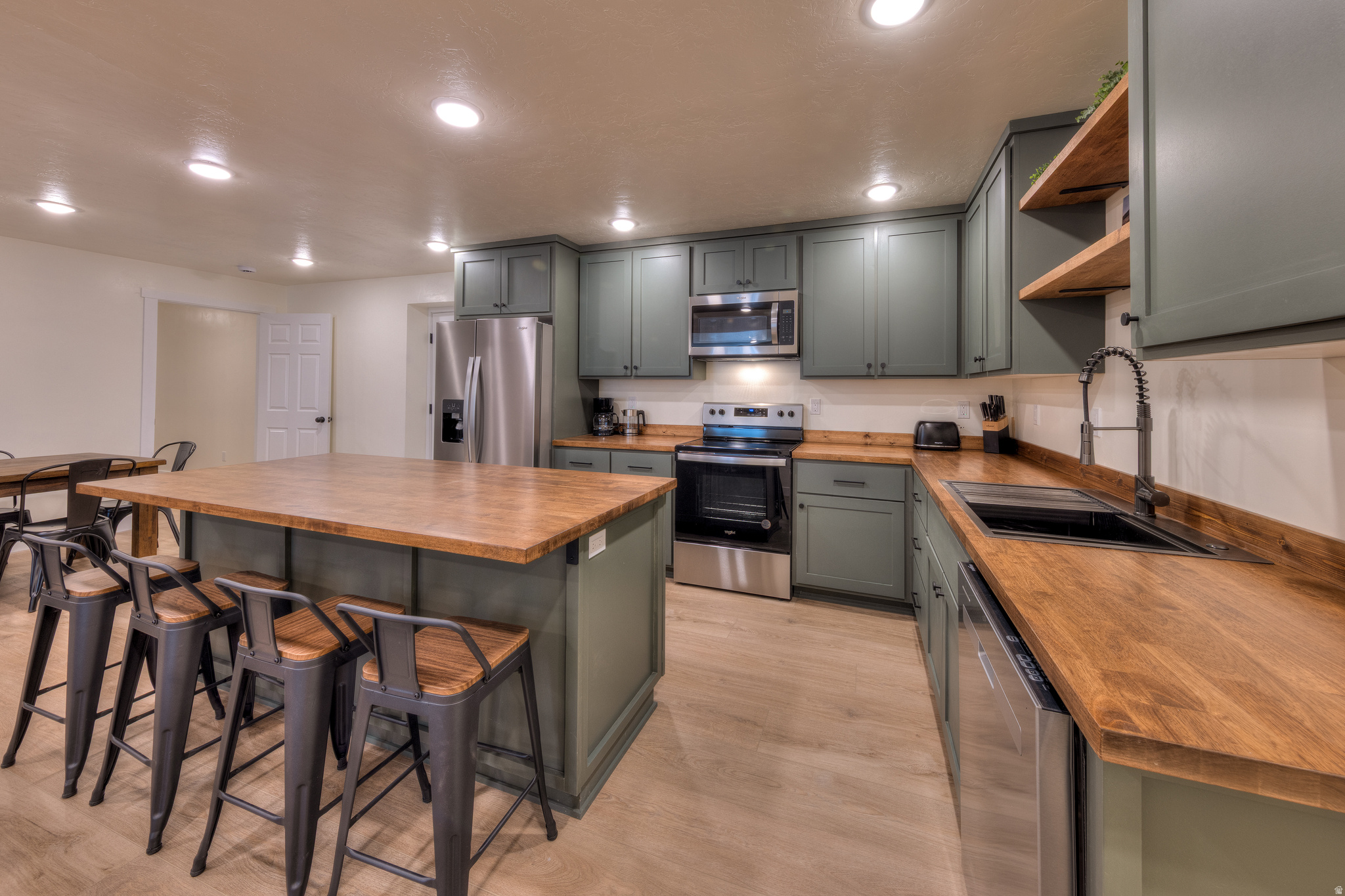 TURKEY TROT ESTATES - Residential