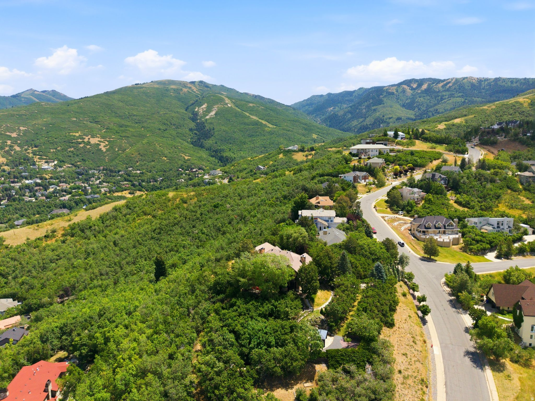 MAPLE COVE - Residential