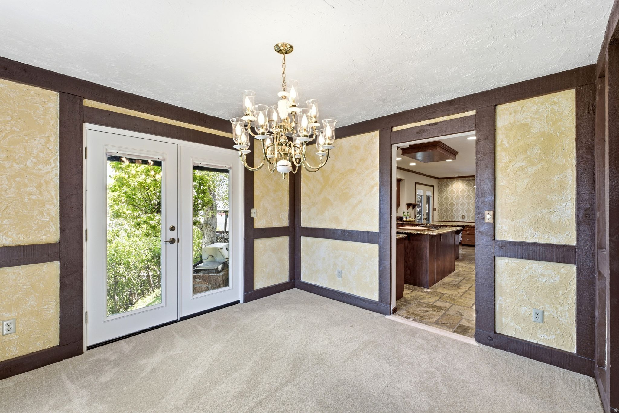MAPLE COVE - Residential