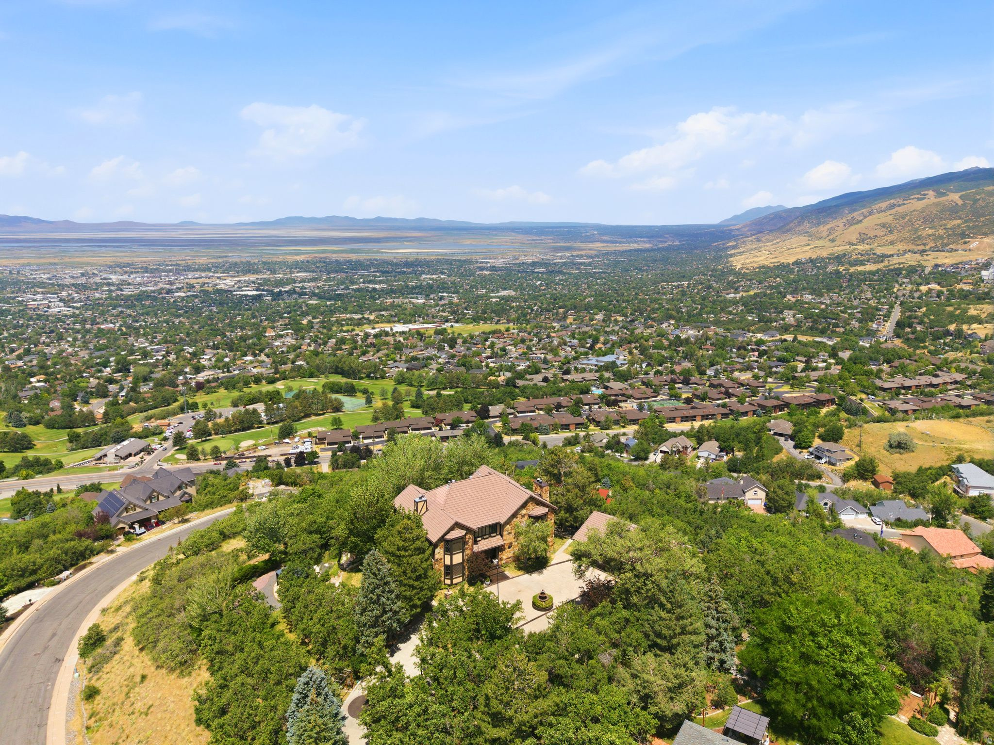 MAPLE COVE - Residential