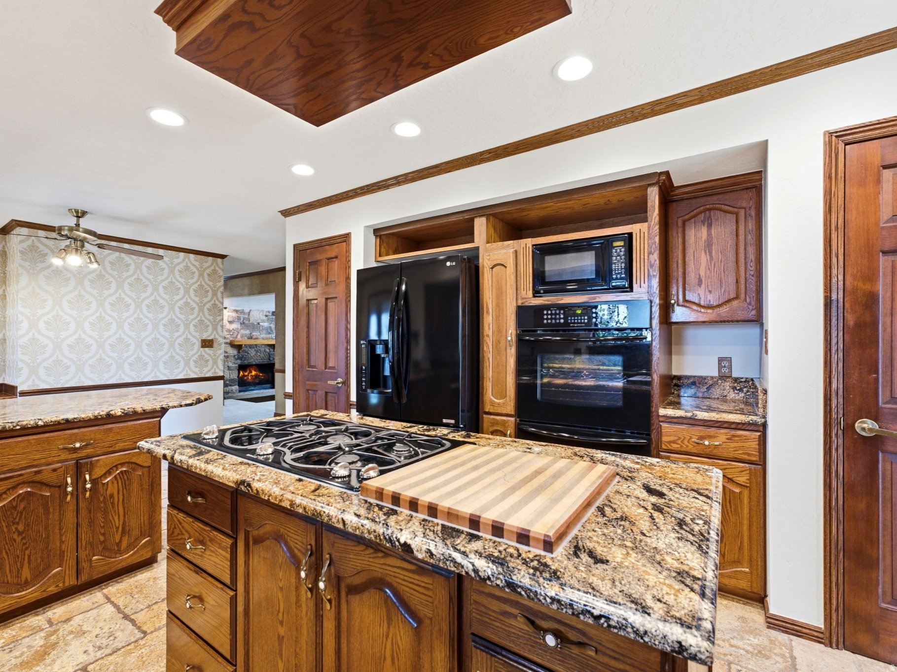 MAPLE COVE - Residential