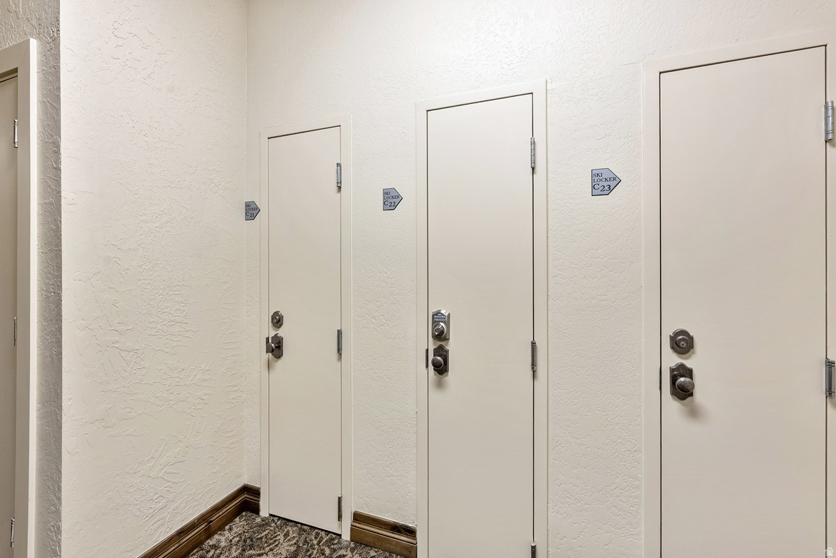 POWDER RUN CONDO - Residential