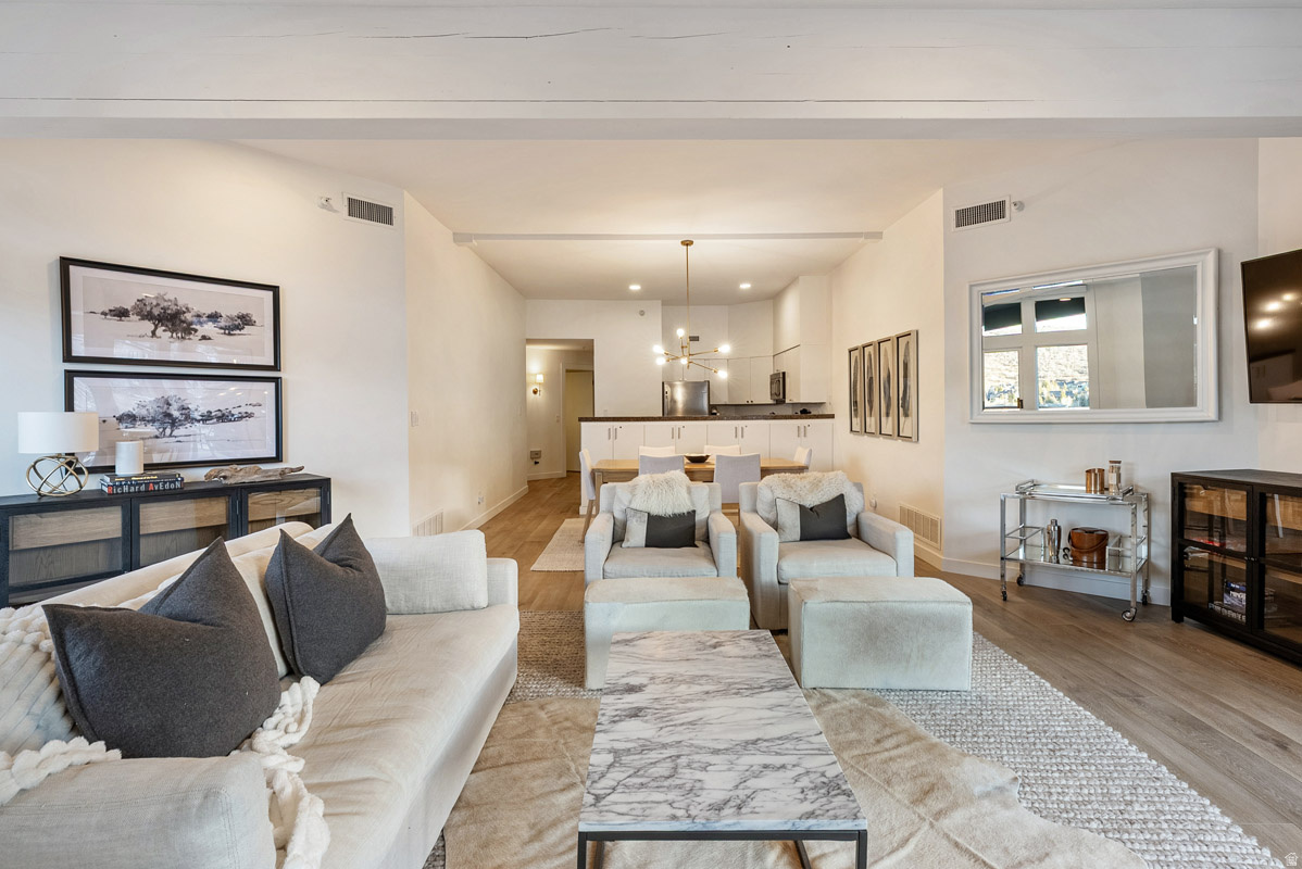 POWDER RUN CONDO - Residential