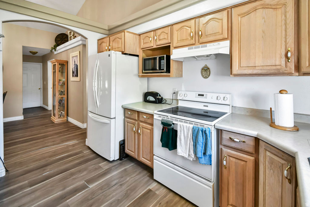 PARK WEST - Residential