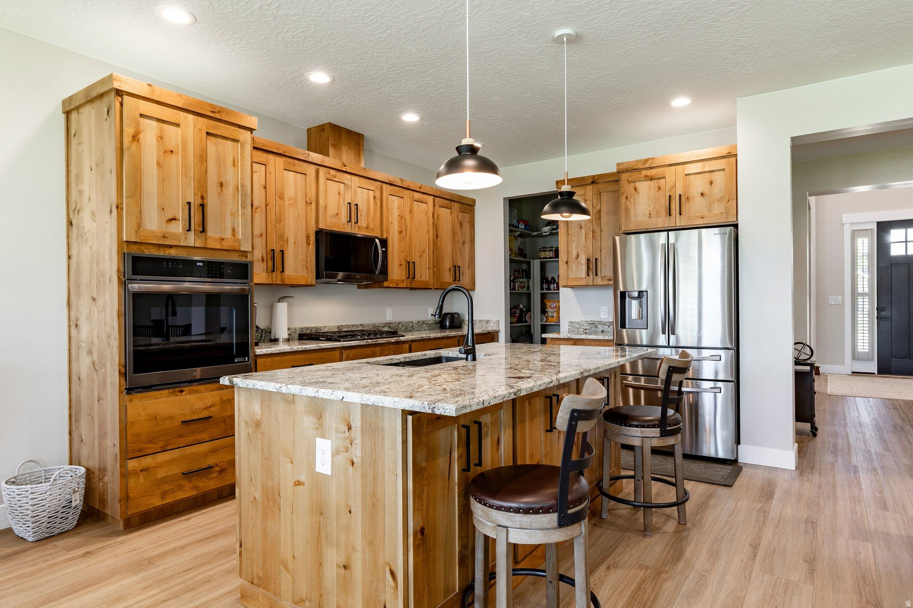 HARDMAN FIELDS - Residential