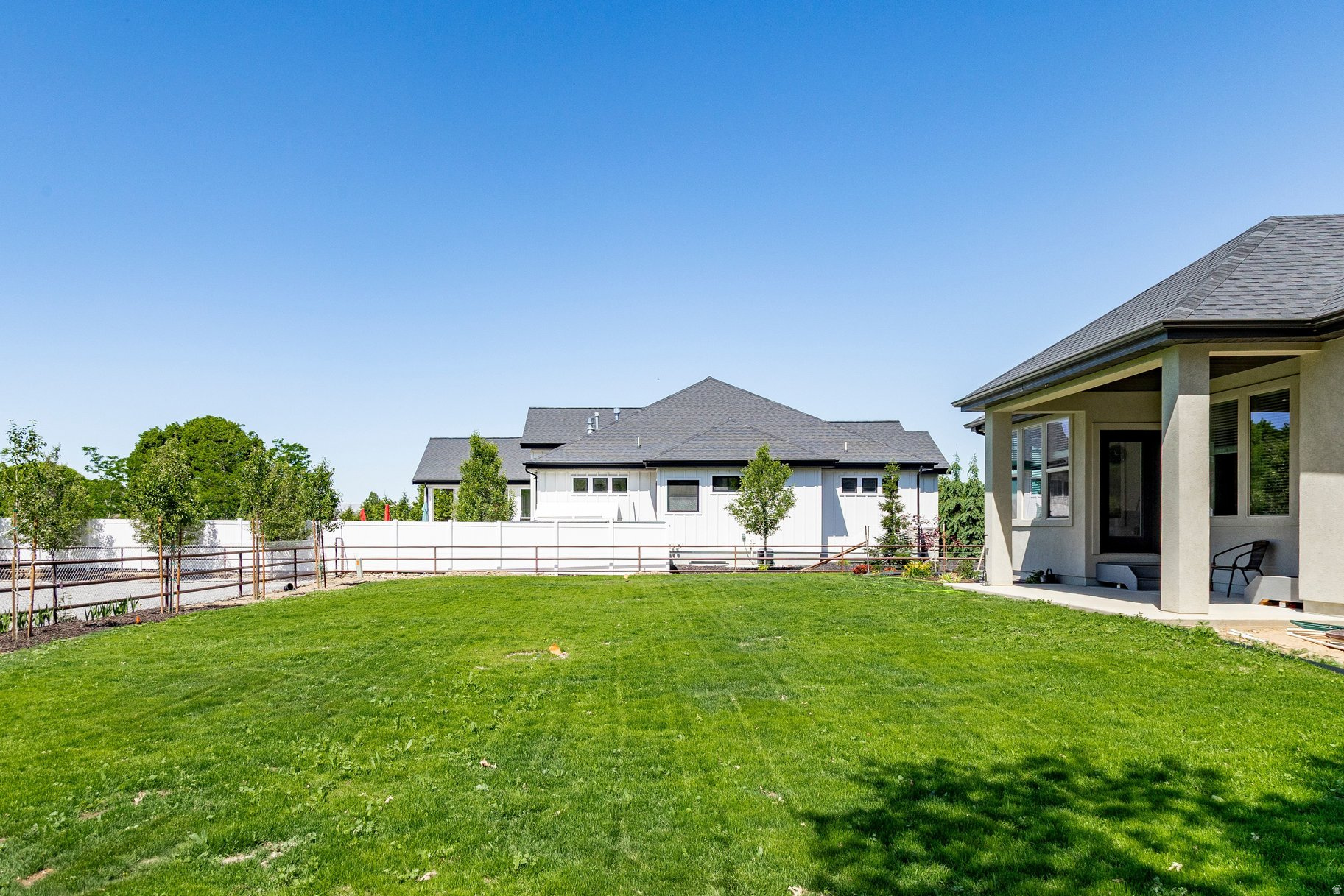 HARDMAN FIELDS - Residential