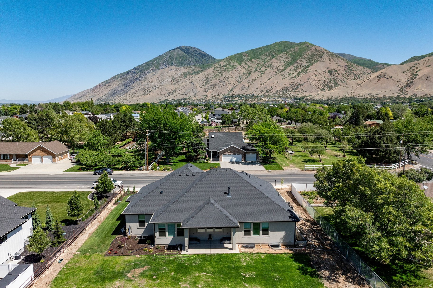 HARDMAN FIELDS - Residential