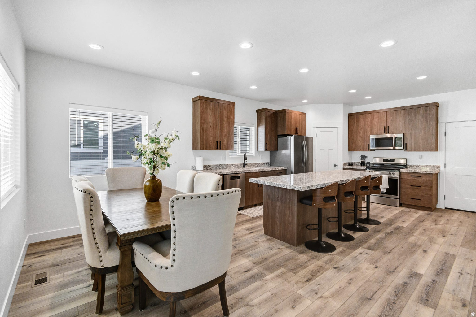 TOK DEVELOPMENT - Residential