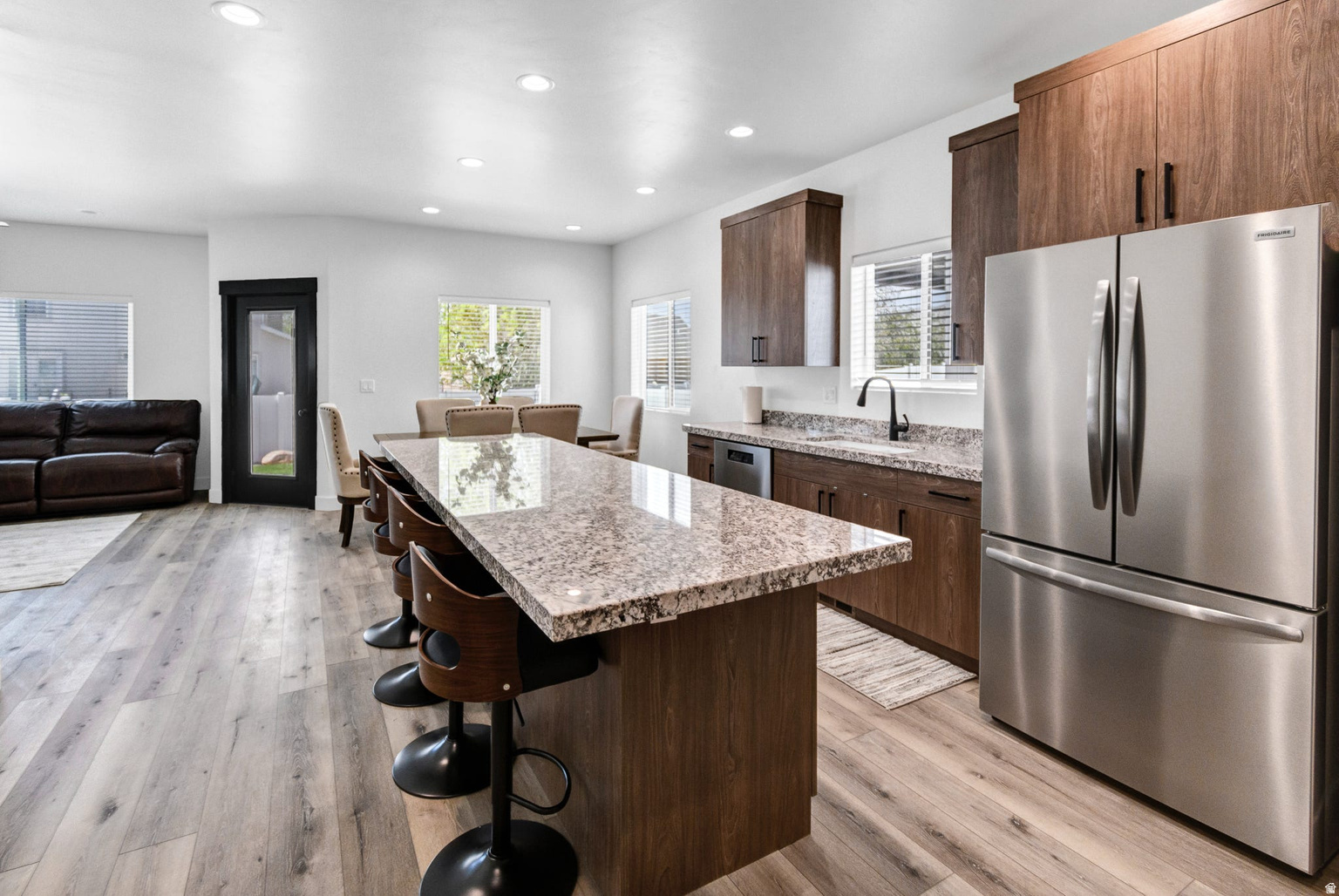 TOK DEVELOPMENT - Residential
