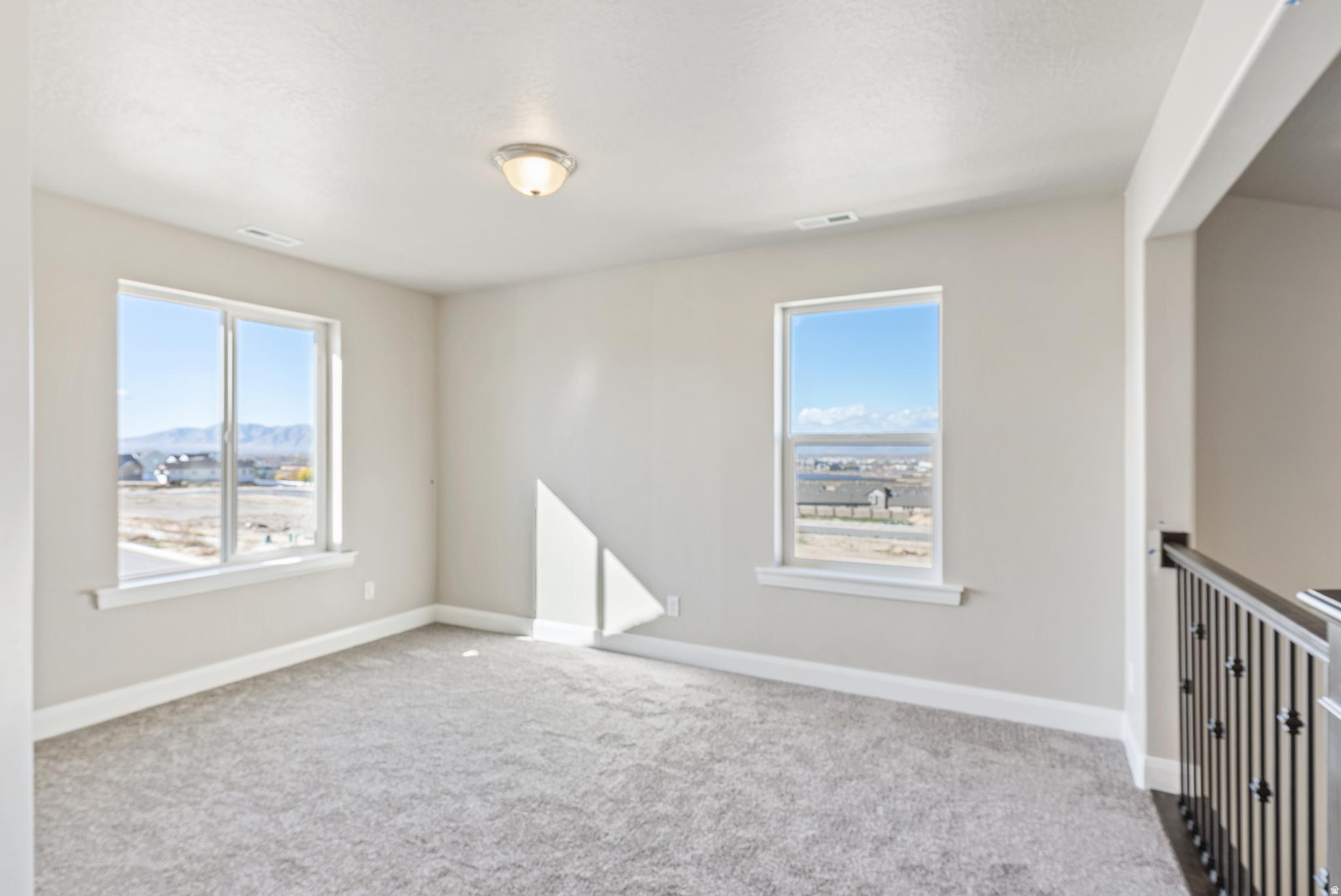 MAPLE MOUNTAIN - Residential