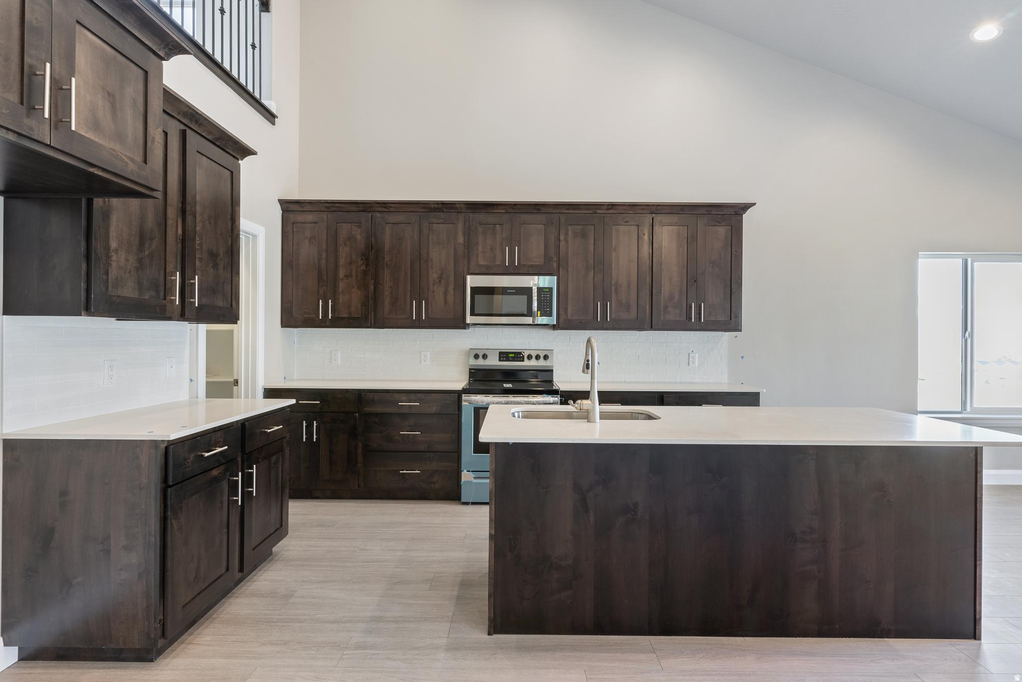 MAPLE MOUNTAIN - Residential